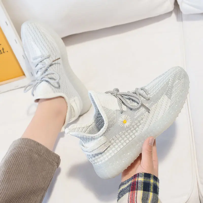 

Coconut Shoes Female 2021 Summer New net Shoes Female Students Jelly Transparent Hottom Small Daisy Breathable Sports Shoes Fema