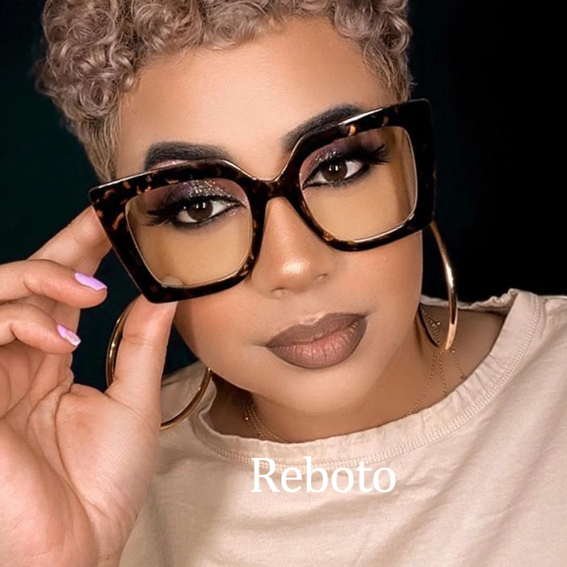 Очки солнцезащитные женские в металлической оправе квадратные с