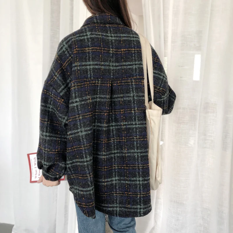

Tweed Coat Korean Vintage Casual Winter Shirt 2021 Autumn Plaid Thickened Woolen Shirt Women Lapel Long Sleeve
