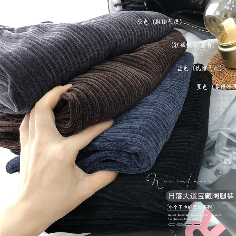 

Вельветовые утепленные повседневные брюки с флисовой подкладкой женские осенне-зимние свободные прямые брюки с широкими штанинами и высок...