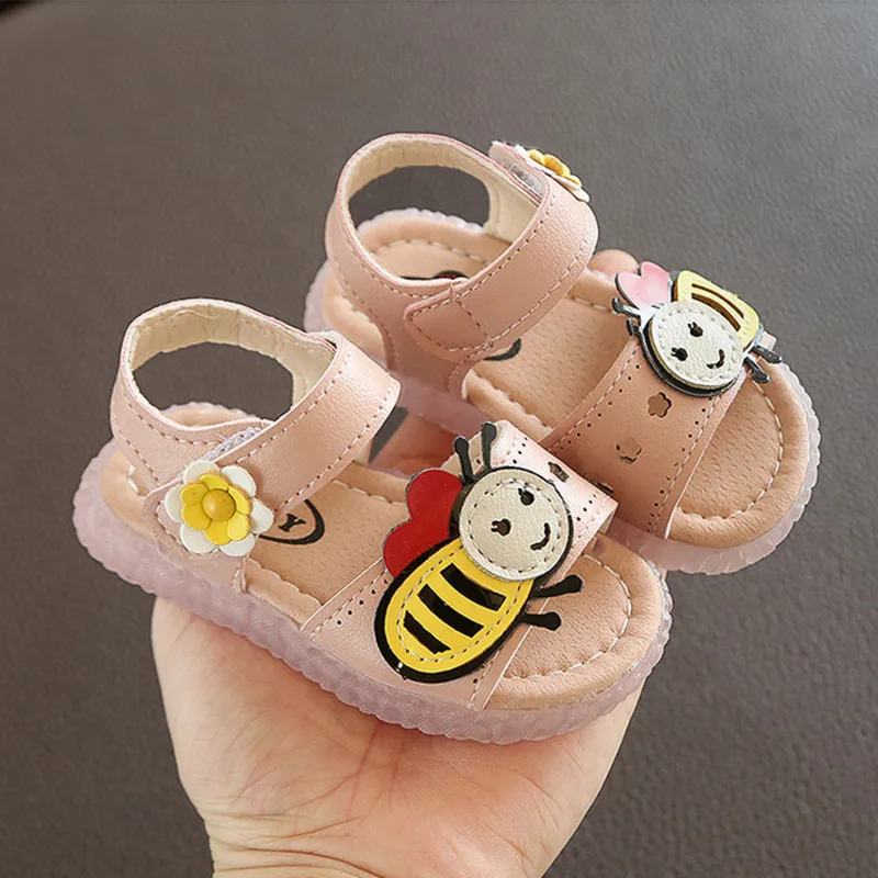 

2020 Baby Girl Sandals Summer Shoes Cute Bee Princess Toddler Sandals Girl Flat Soft Sole Antiskid Infant Kids Shoes Pink 15-25#