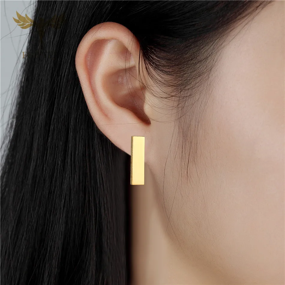 

Classic Geometric Earrings Stainless Steel Studs Jewelry For Women Men Triangle Star Round Cross Heart Simple Earring Piercings