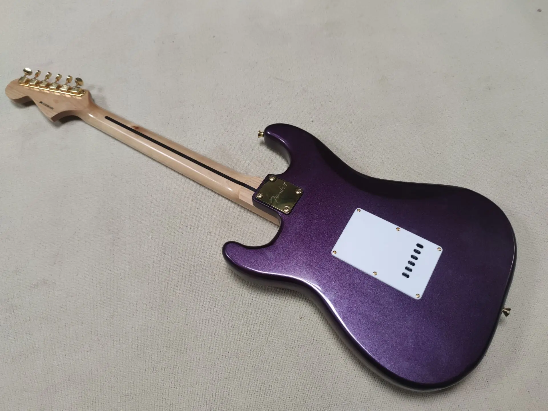 Акционные предложения пользовательский корпус stratocaster-r 6-струнная фиолетовая