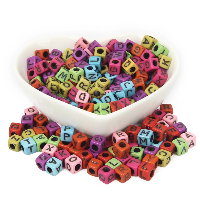 200 шт Смешанные разноцветными буквами акриловые бусины 6 мм для ювелирных изделий