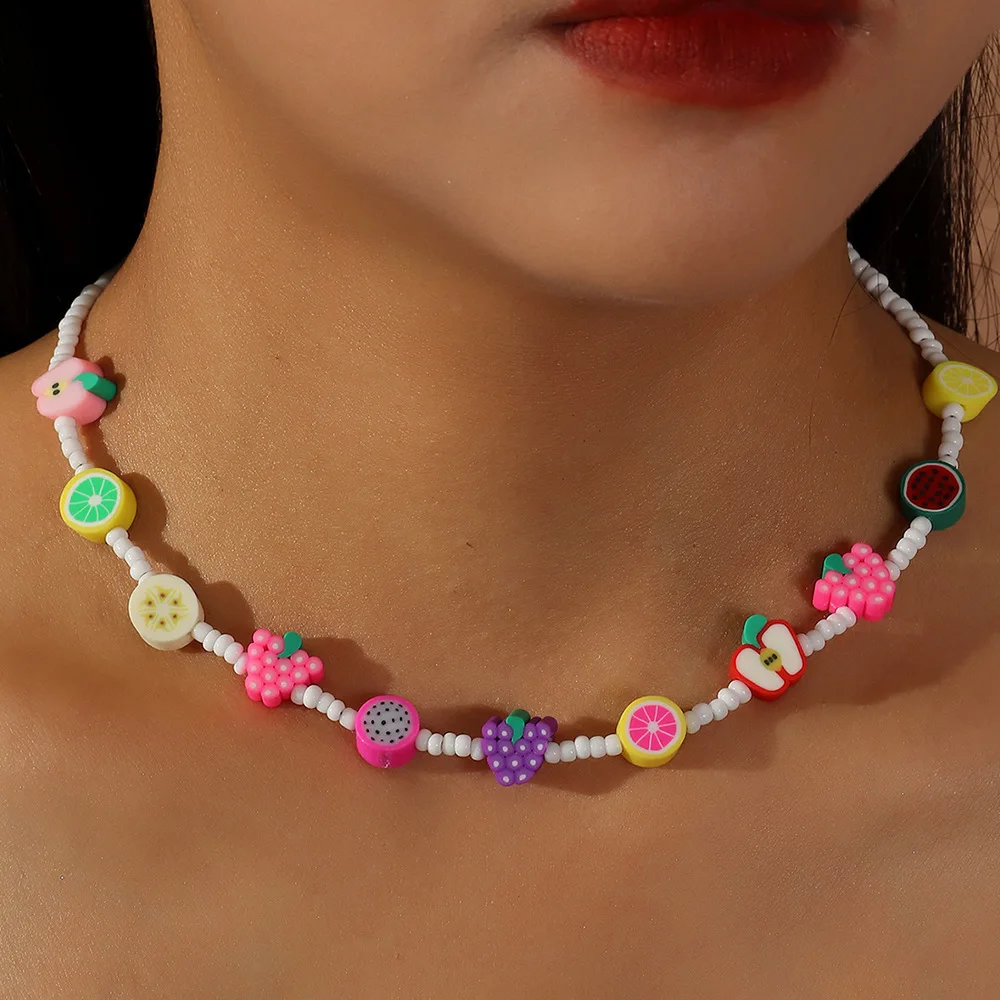 

New Cute Beads Ethnic Candy Color Random Resin Fruit Beads Necklace For Women Girls Soft Clay Choker Collares Necklace Jewelry
