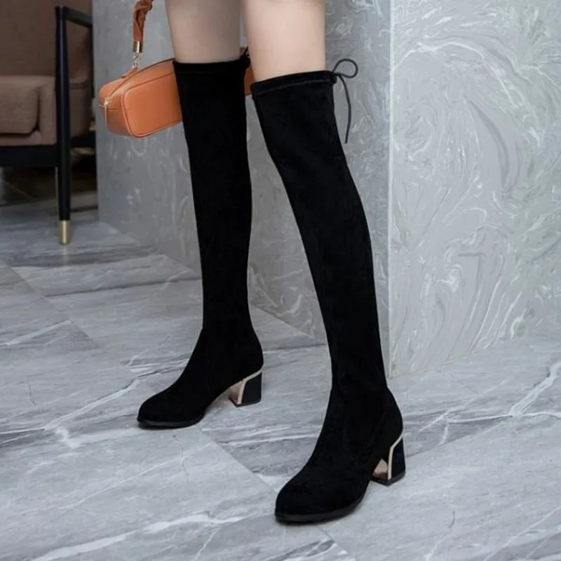 

Длинные сапоги женские зимние плюшевые заостренные на высоком каблуке тонкие весенне-осенние маленькие сапоги до колена