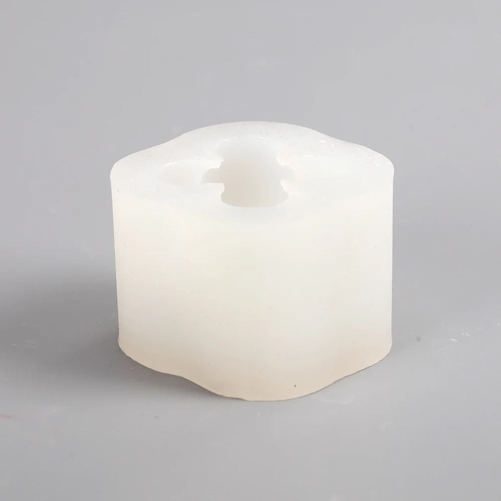 

DIY Cube Candle Mould Silicone Mini Aromatherapy Candle Making Mold