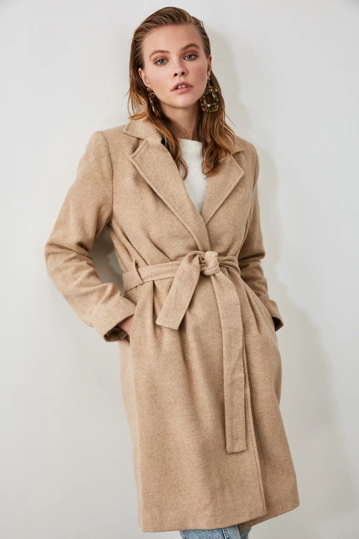 Трендовое черное шерстяное пальто с арками TWOAW20KB0033 | Женская одежда