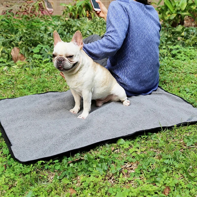

Многофункциональное одеяло для домашних животных, складной портативный коврик для собаки, водонепроницаемый теплый коврик для кошек и щен...