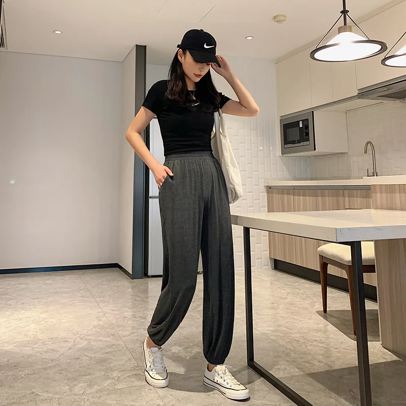 

Spring/summer modal sweatpants for women are loose and slim, and they are joker nine-point harem lantern casual pants