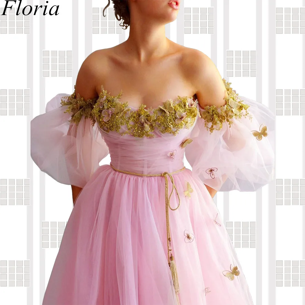 Женское длинное вечернее платье розовое с открытыми плечами и цветами в турецком