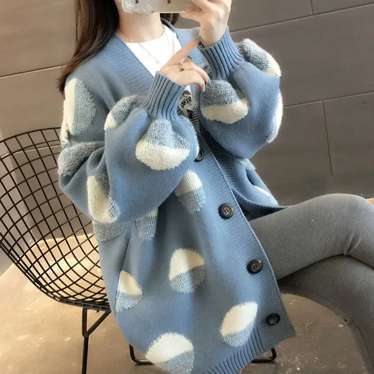 

2020 new Korean sweater women's coat early spring loose lazy wind knitting women's jacket cardigan