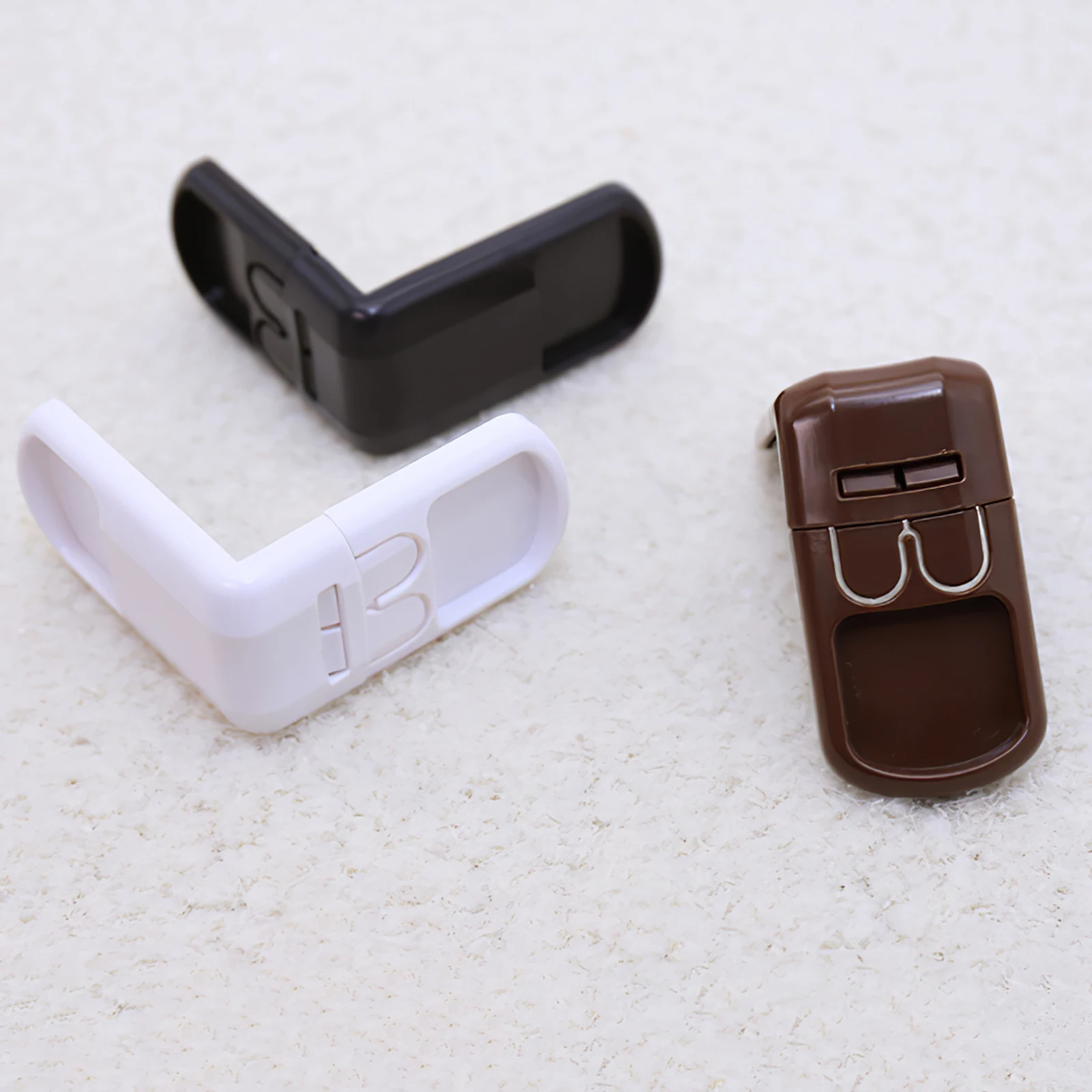 

3pcs Baby Safety Lock 90 Degree Plastic Multifunctional Black White Brown Right Angle Lock for Closet Drawer Cabinet Door