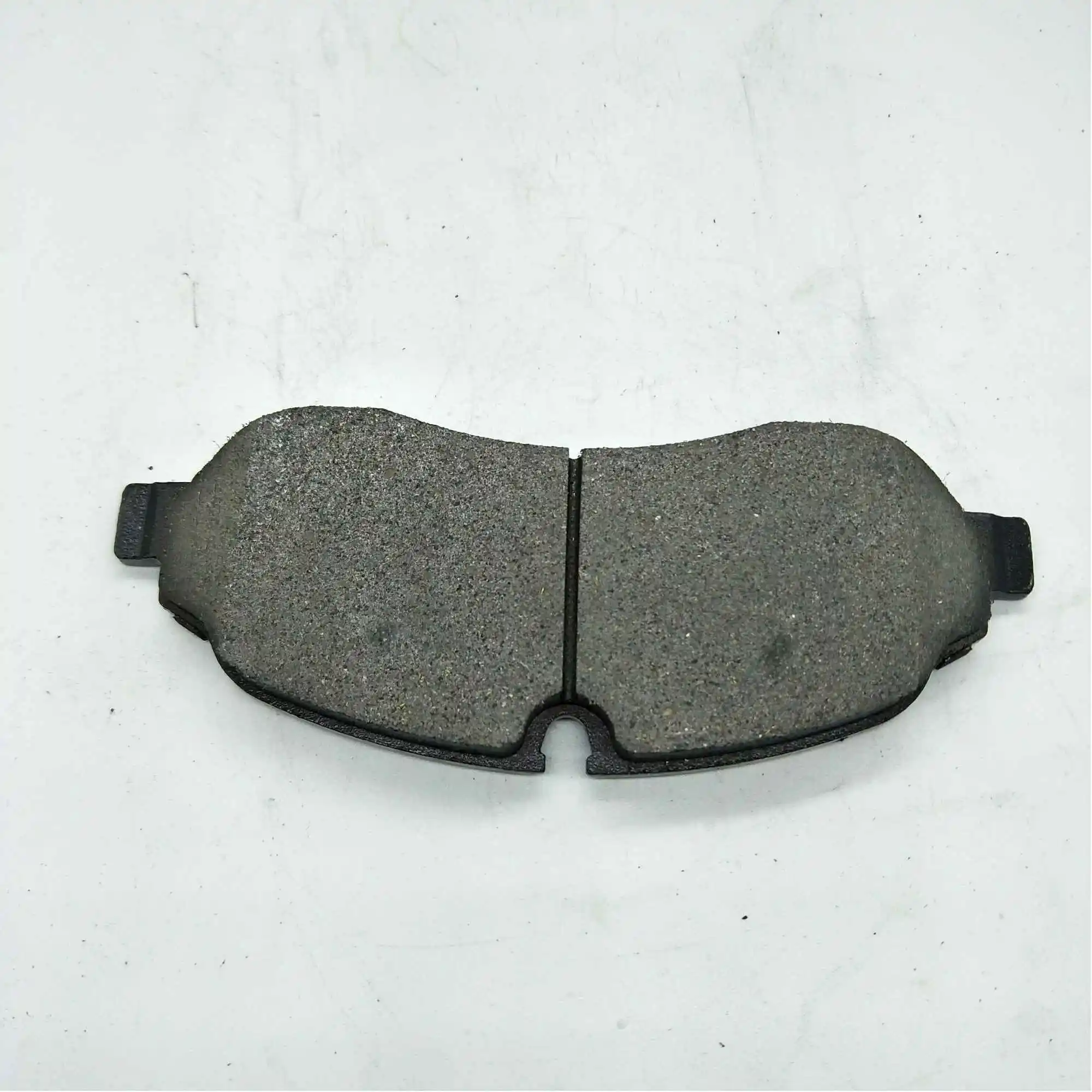 Колодки тормозные передние D1774 для грузовиков D Transit 2015 OEM:CK4Z-2001-A CK4Z2001A 4 шт./компл. |