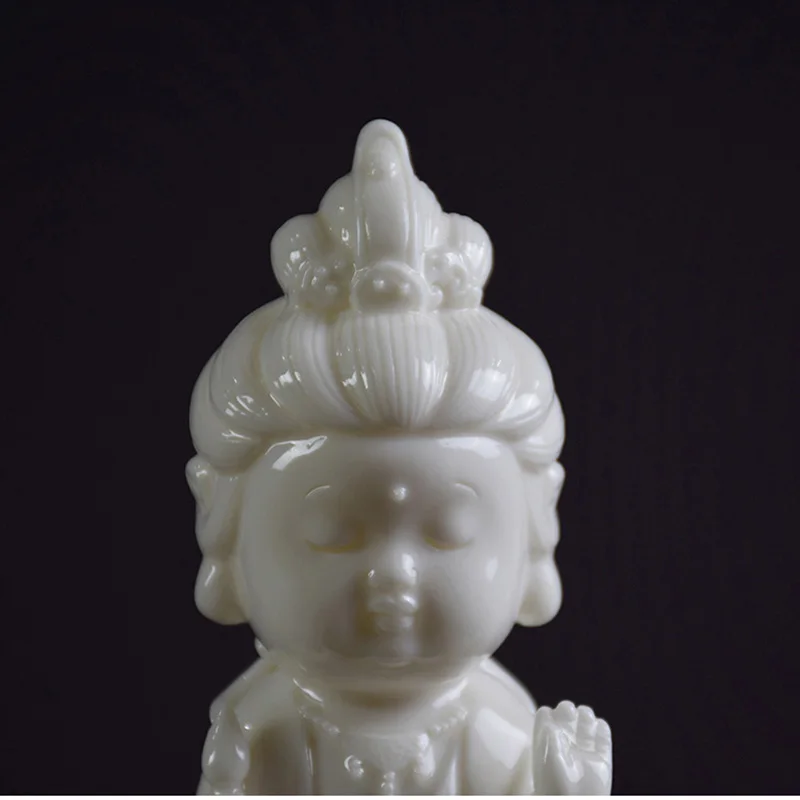 Керамическая статуя Гуаньинь Бодхисаттва сидящая на лотосе ручная работа