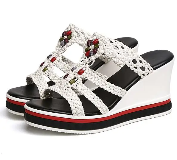 Новые летние кожаные тапочки в римском стиле Модные для женщин на нескользящей