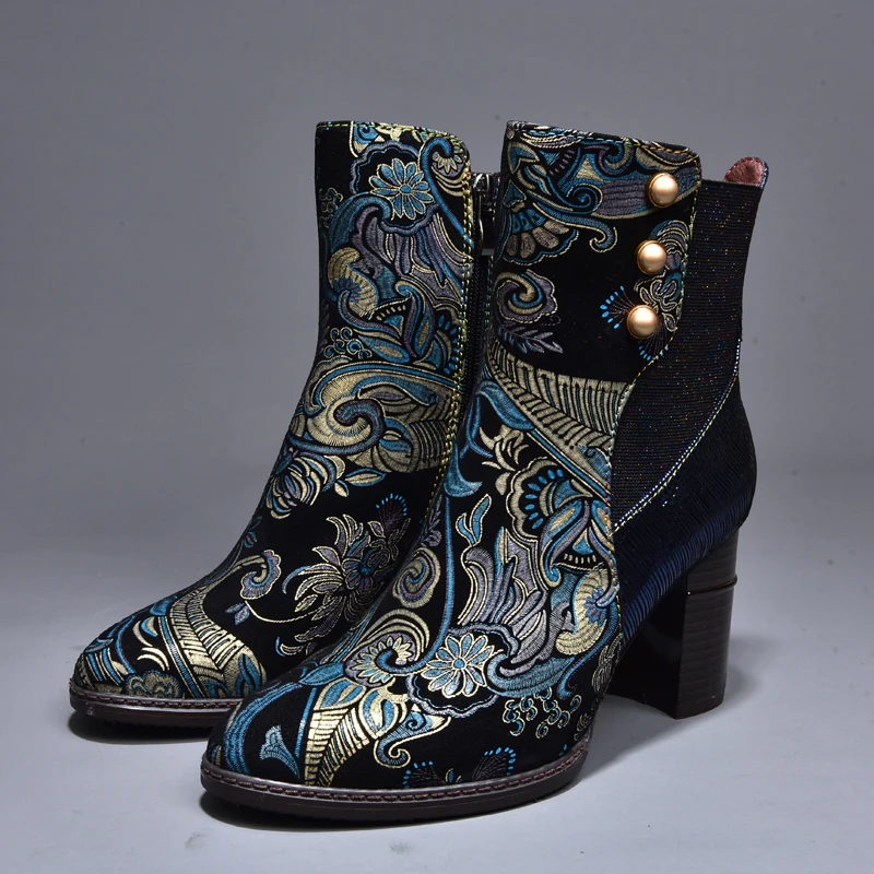 

Women's Shoes