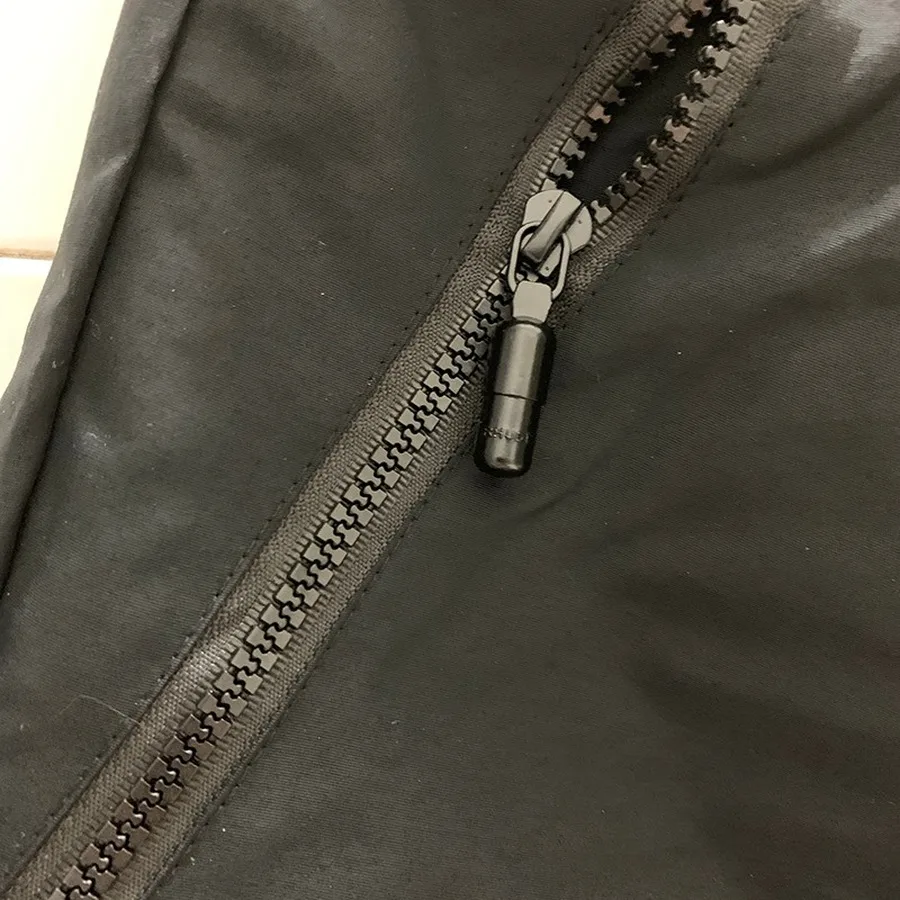 

Rhude Shorts Men Women 1:1 Best Quality Big Letter Oversize Breechcloth Yellow drawstring Pill Zipper Head