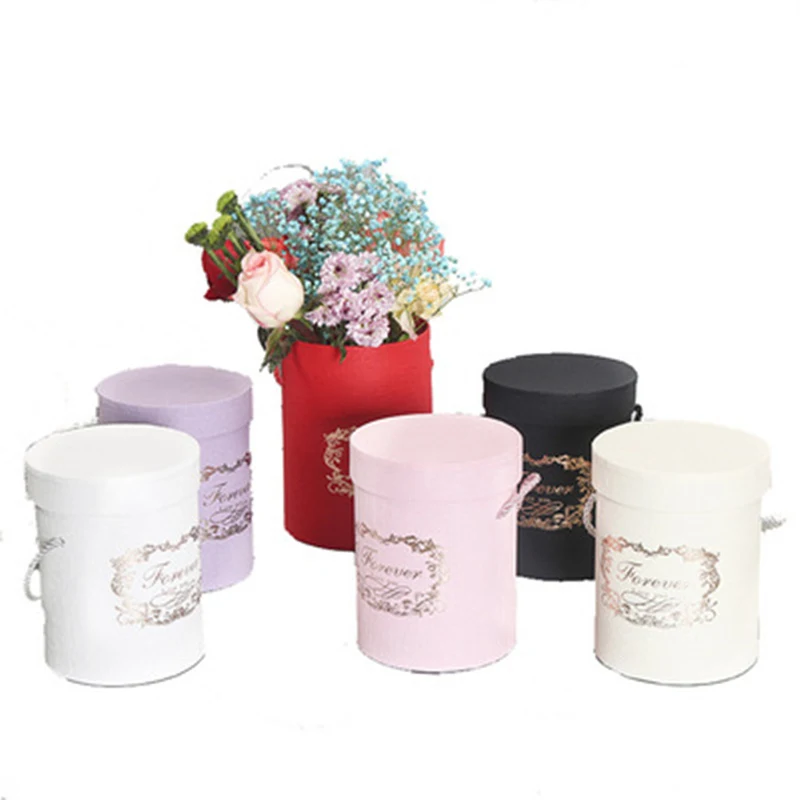 

New Round Dried Flower Hug Bucket Flower Paper Packaging Boxes Festival Souvenir Gift Box Candy Bar Party Wedding Storage Box