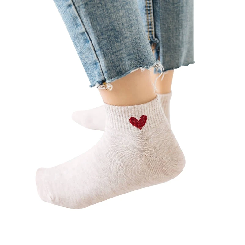 

5 pairs/lot Women Fashion Skateboard Sock Lovely heart Socks Simple Female Short Socks Girl Boat Socks TJ288