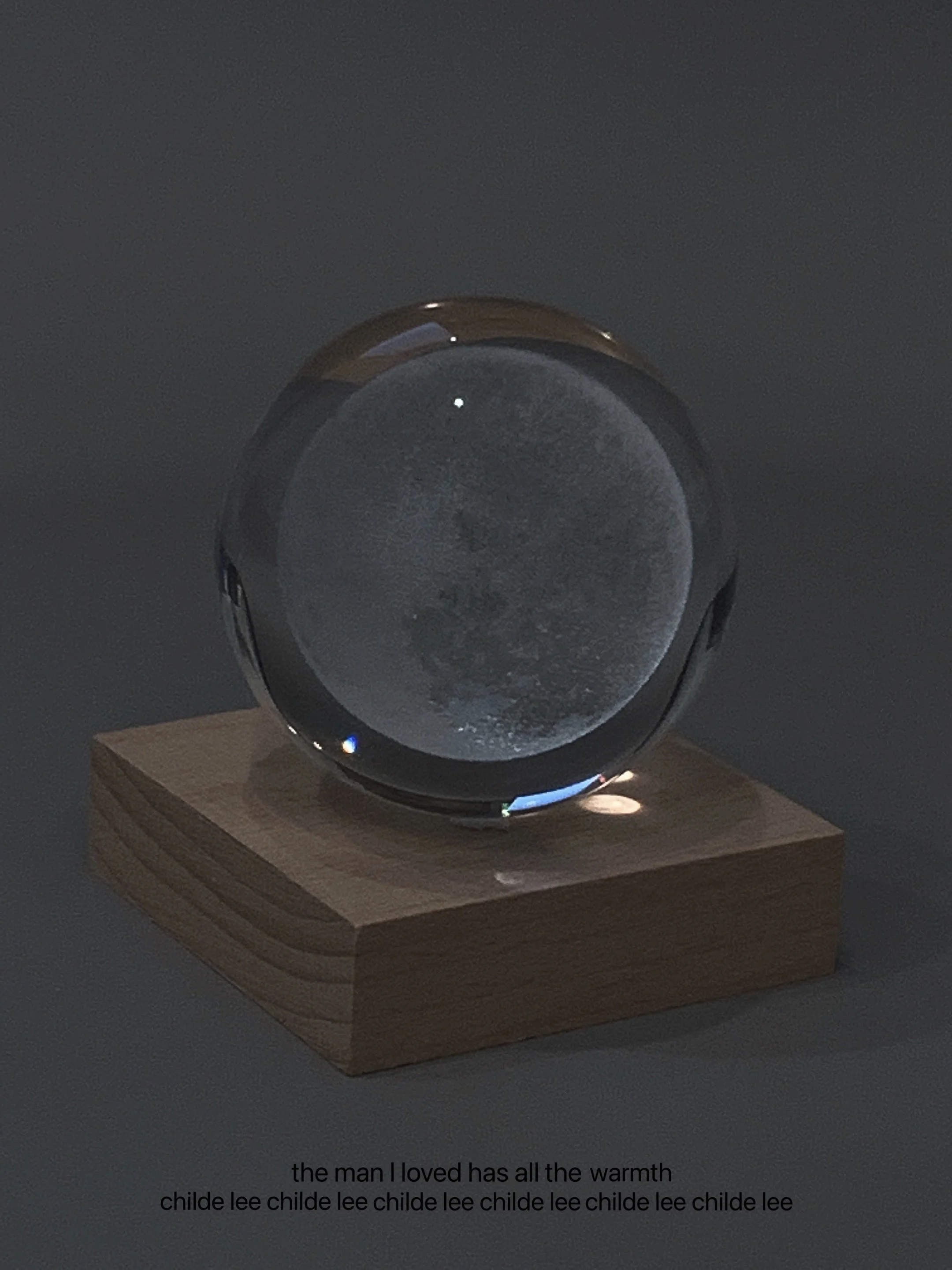

Moon Crystal Ball Creative Gift Decoration