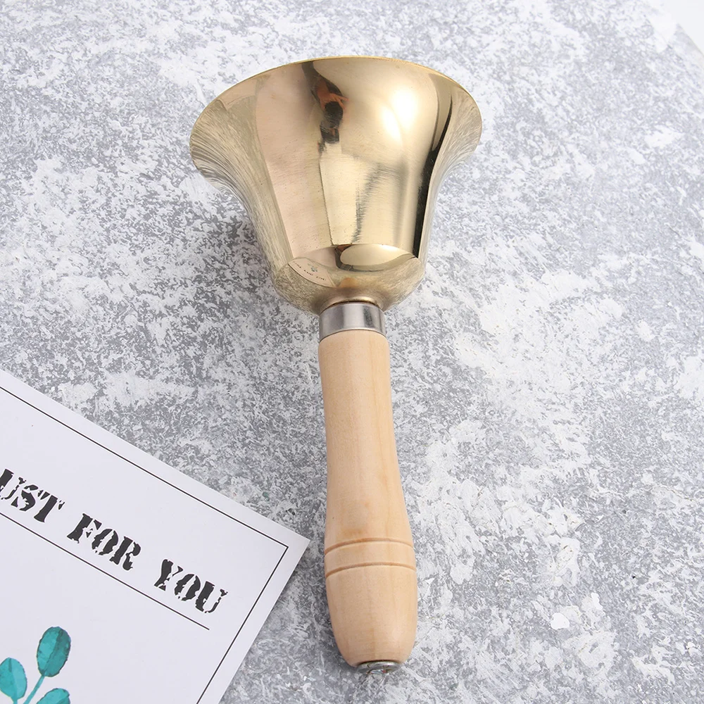 

Copper Rattle Bell with Wooden Handle Dinner Party Handbell Restaurant Call Service Bell 8cm in Diameter(Golden)