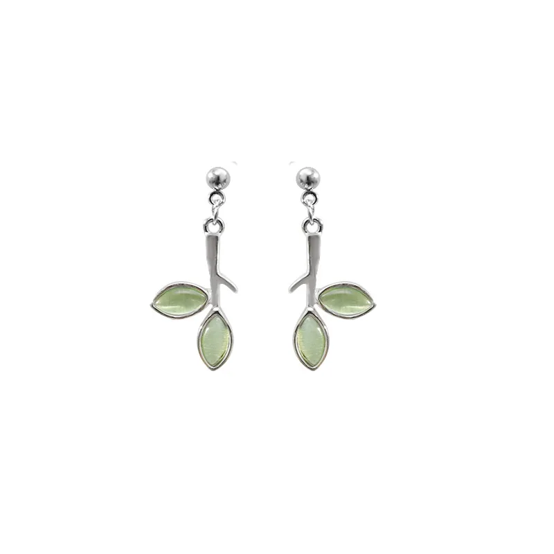 

V481 S925 Silver Needle Korean Temperament Simple Forest Branch Green Leaf Small Fresh Earrings