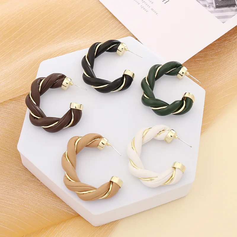 

Europe and the United States best-selling accessories multi-color PU earrings female personality fashion creative C shaped earri