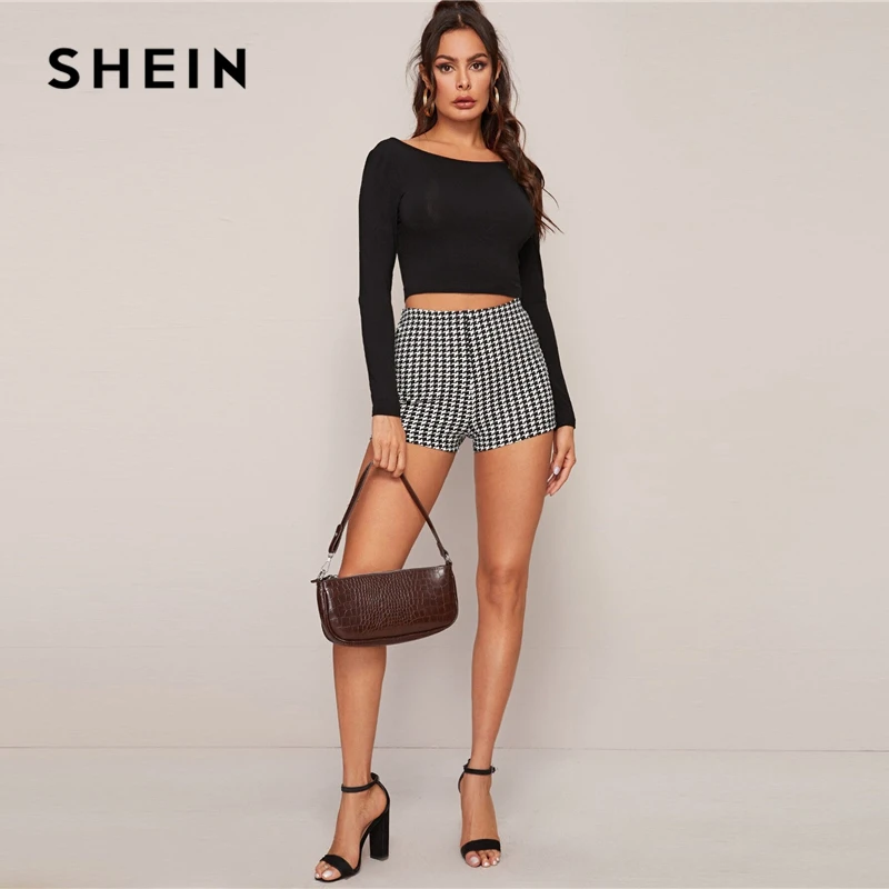 

SHEIN Black And White Houndstooth Print Casual Shorts Women Bottoms Spring High Waist Straight Leg Form Fitted Ladies Shorts