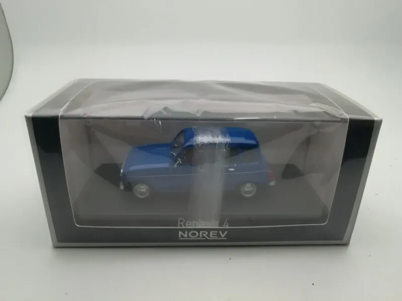 Модель автомобиля Norev 1: 1 Renault 4 из металлического сплава голубого цвета