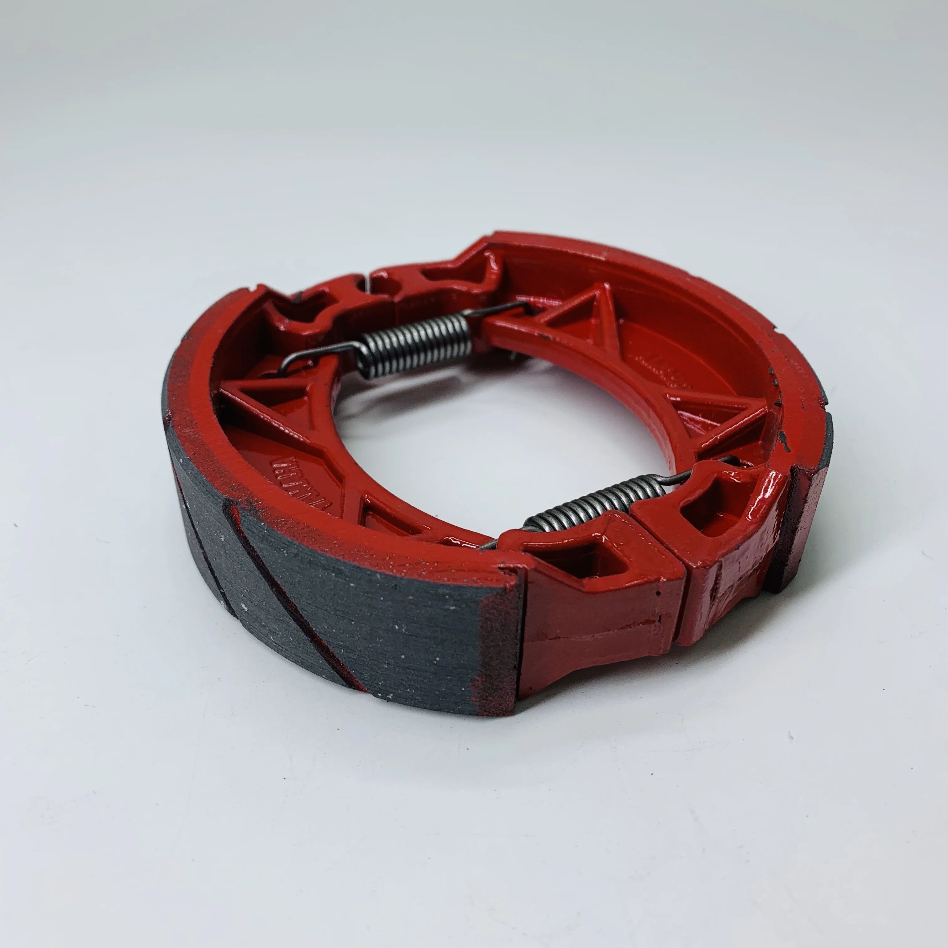 Тормозные колодки для JOG50 JOG90 JOG100 AXIS100 CUXI100 детали заднего башмака гоночные Jog 59 90 100