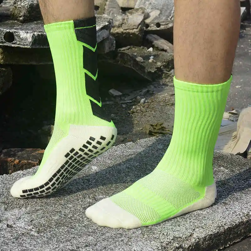 Green Спортивные носки, противоскользящие футбольные носки, утолщенные Дышащие футбольные носки для мужчин и женщин, носки для бега, велоспорта, пеших прогулок - Цвет: Green