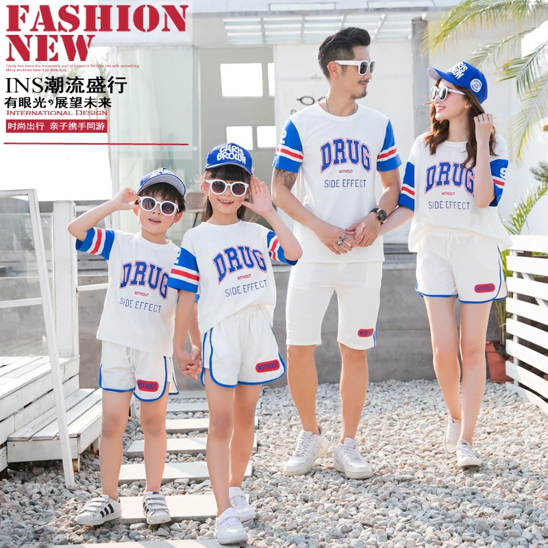 Летнее платье коллекция 2019 года Одинаковая одежда для всей семьи Мама и я