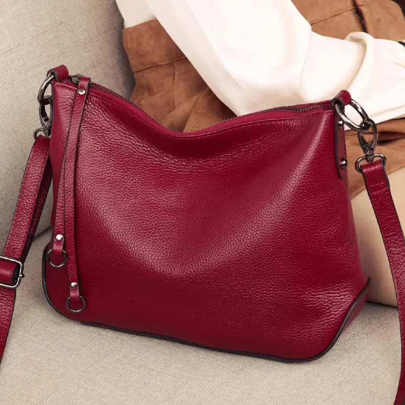 

Fashion Rivet Cow Leather Hobos Bag Lady Shoulder Bags For Women Soft Genuine Leather Women's Handbags Messenger Bags