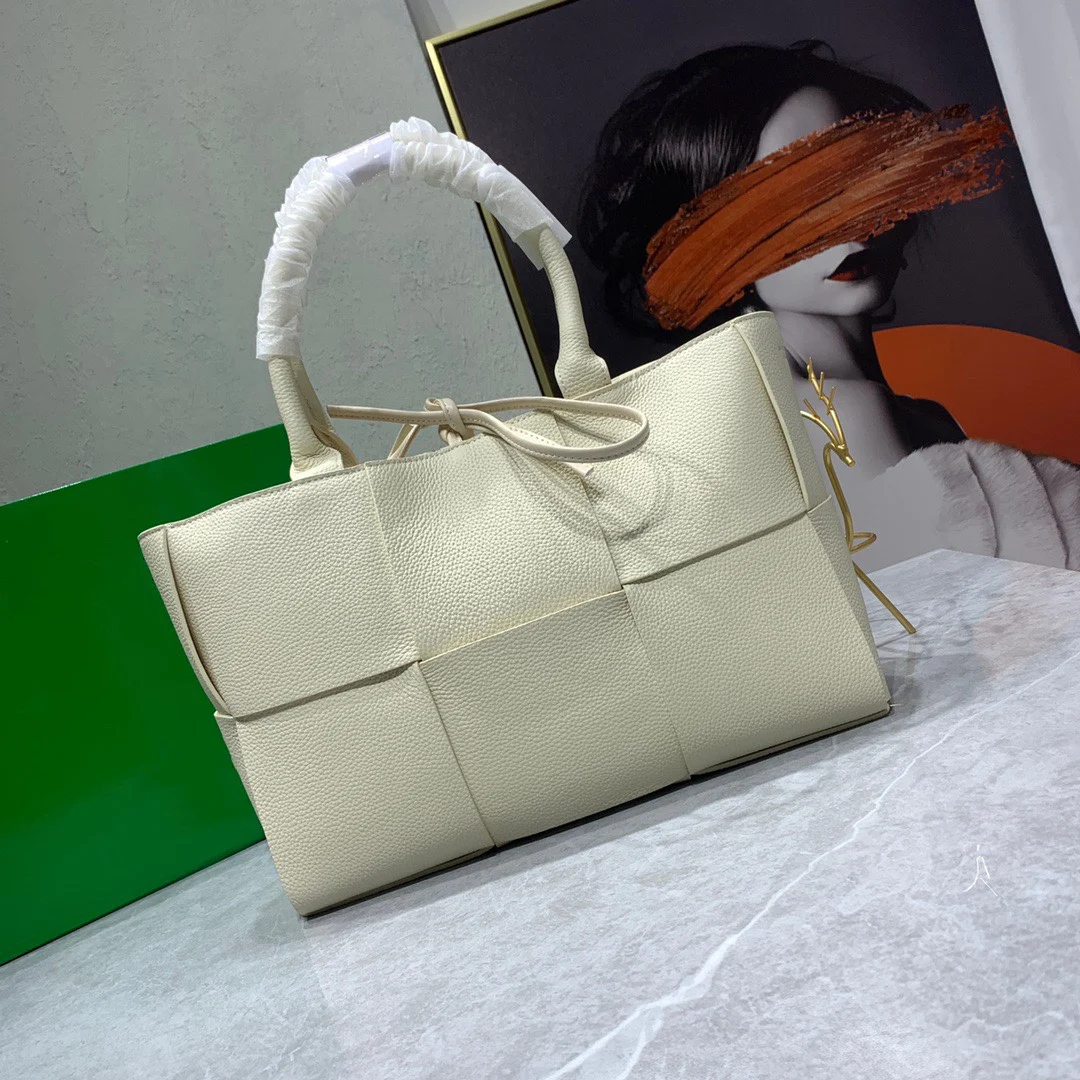 

Маленькая женская сумка, новинка 2021, модная женская сумка-мессенджер на одно плечо, модная маленькая квадратная сумка-Джокер