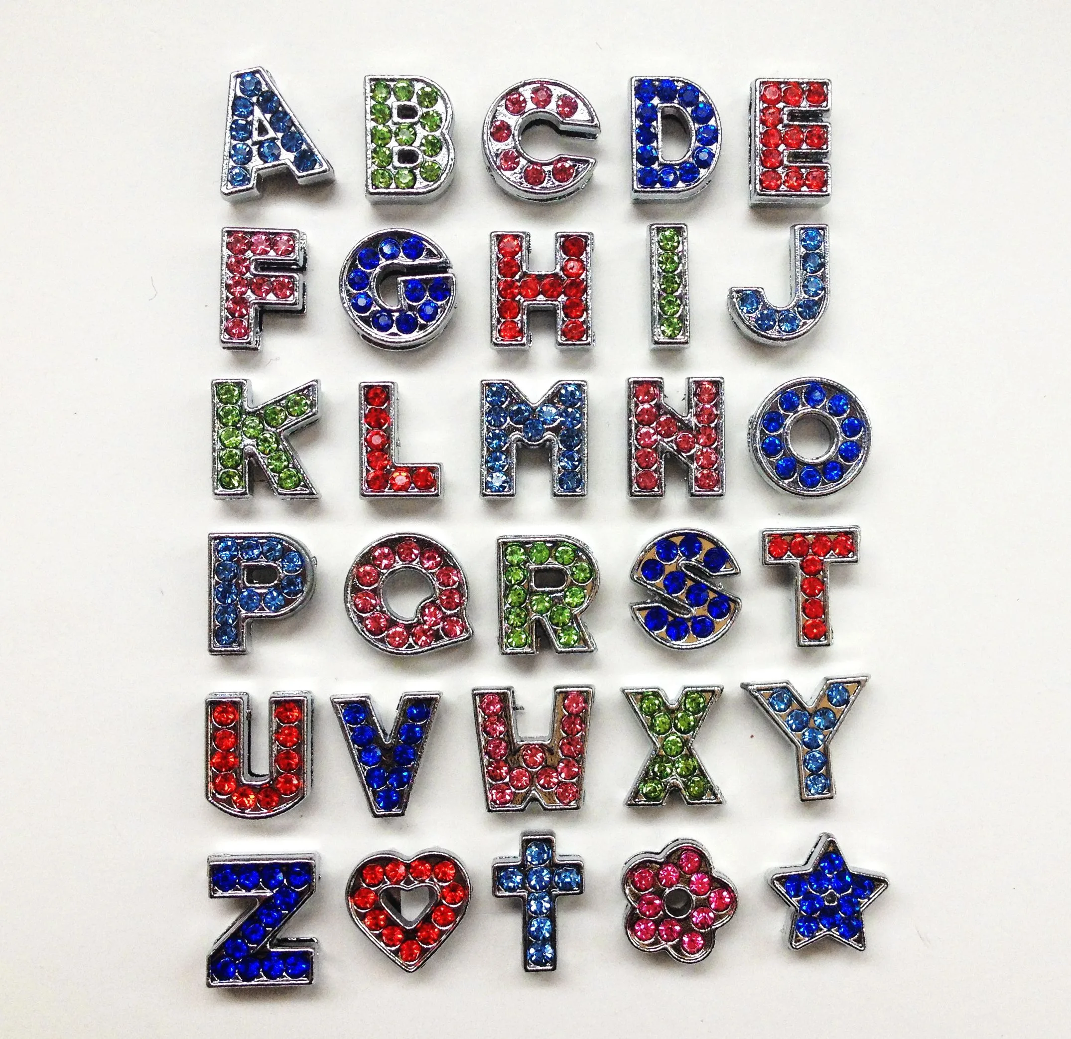 1 шт. разноцветные стразы буквы английского алфавита Внутренний диаметр: 8 мм Φ