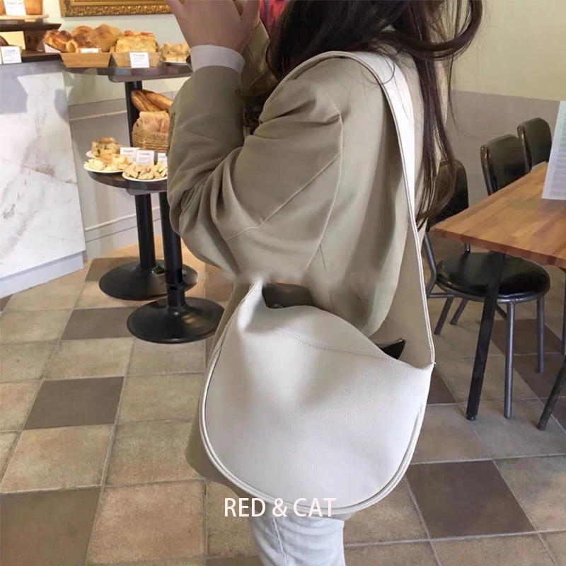 

Solid Color PU Leather Ladies Casual Tote Underarm Bag Large Capacity Women Shoulder Bags Simple Female Half Moon Purse Handbags