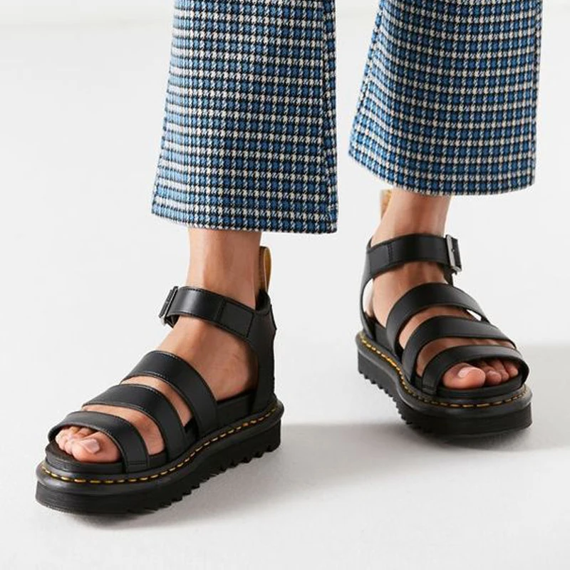 Женские кожаные сандалии гладиаторы черные босоножки на платформе с тремя