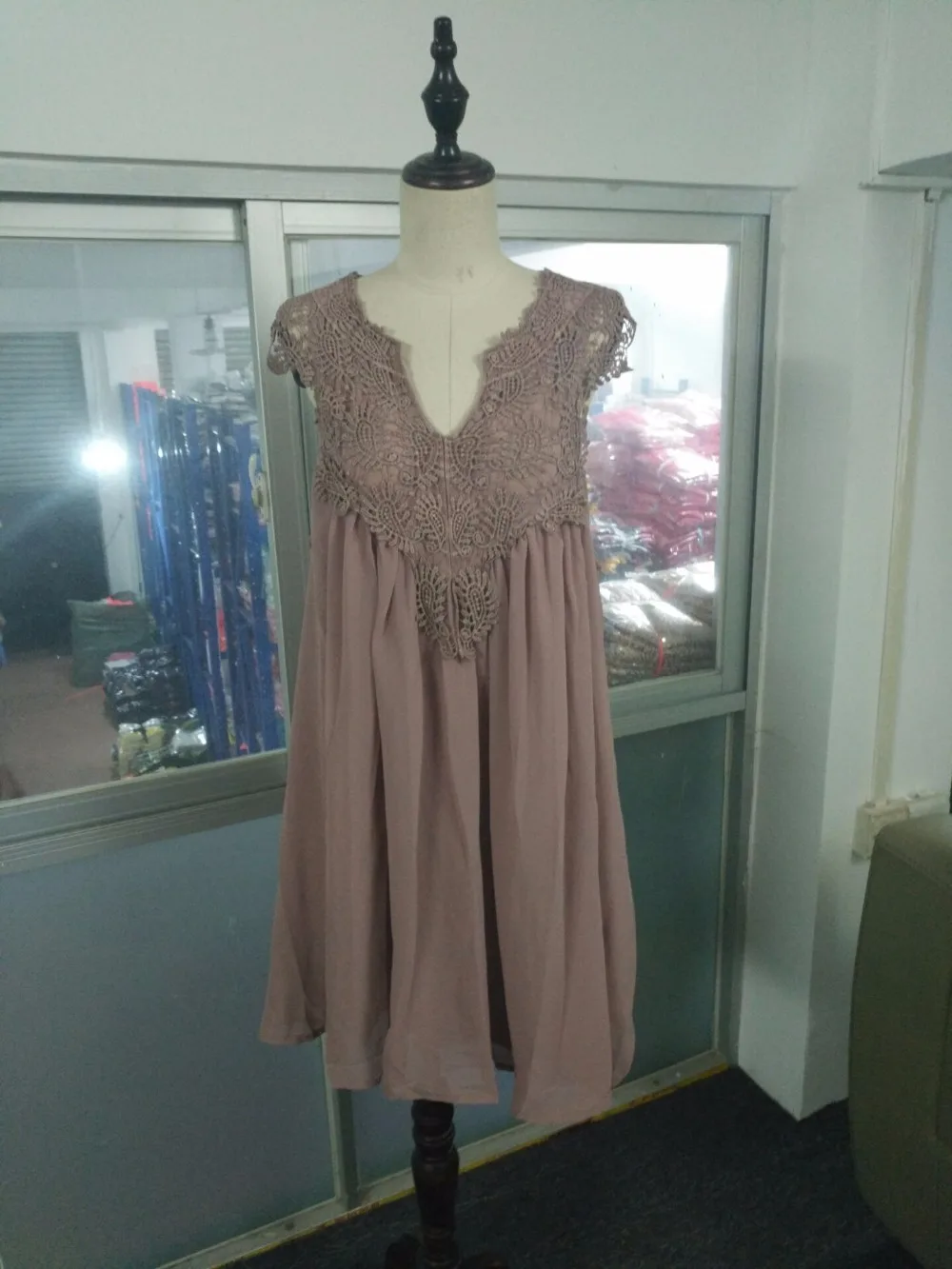 

Summer Dress Novel Sexy Chiffon Women Dress Casual Sleeveless loose dress lady Hollow Out White Tunic Lace Beach Dress Plus Size