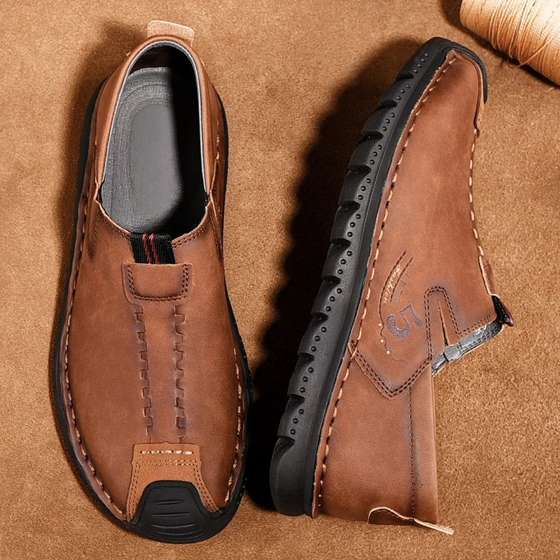 

New Men Casual Leather Shoes For Men Retro slip-on Round Toe High Quality Leather Shoes