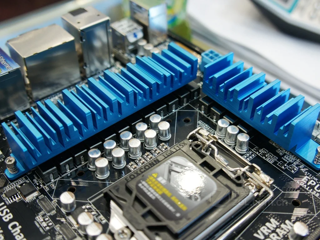 LGA 1155 ASUS P8Z77-V Pro 1600 МГц DDR3 Материнская плата по стандарту ATX 32 Гб PCI-E X16 настольный компьютер ПК материнская плата Б/у