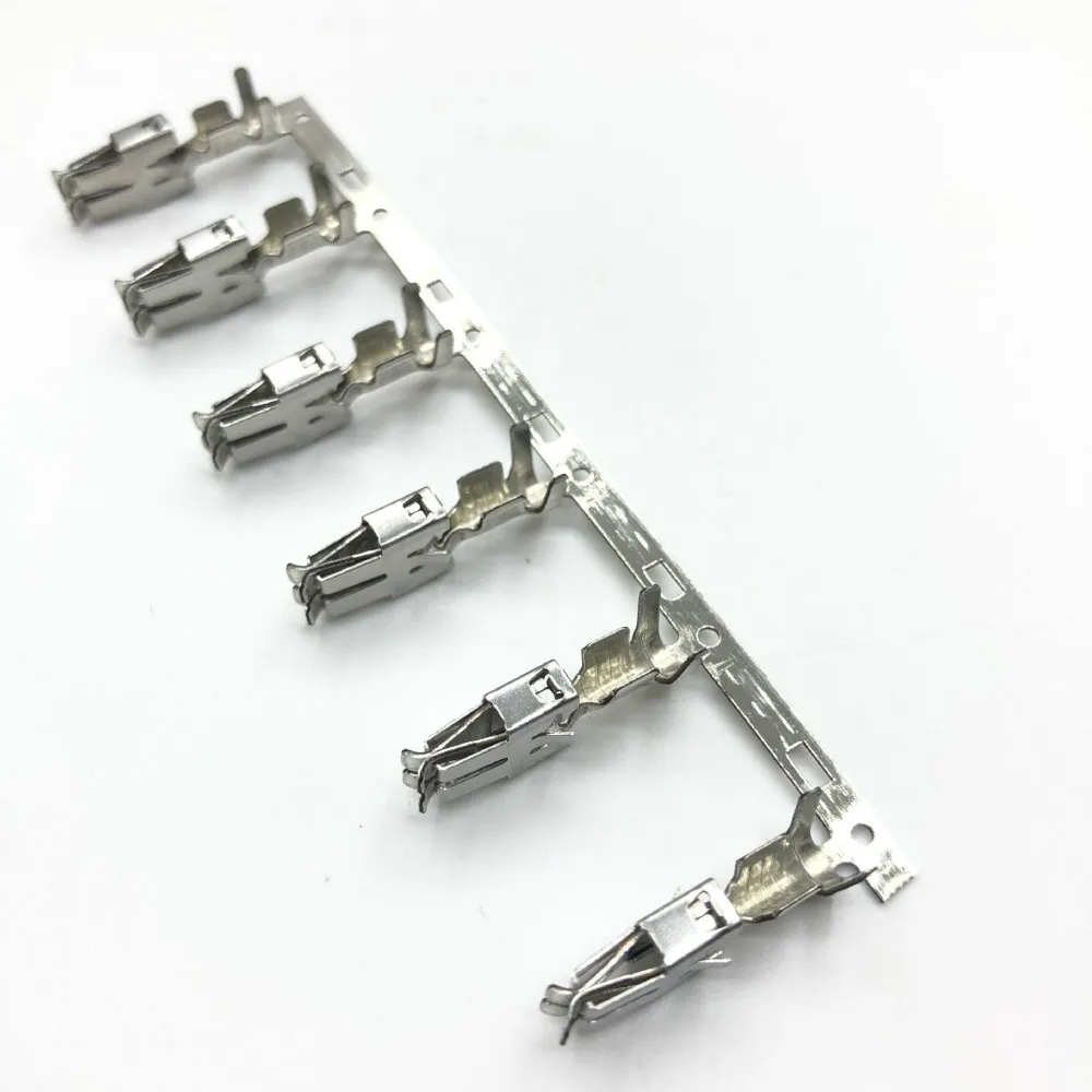 

6.3mm female power amplifier fuse box / large four lobe fuse terminal for Volkswagen BMW