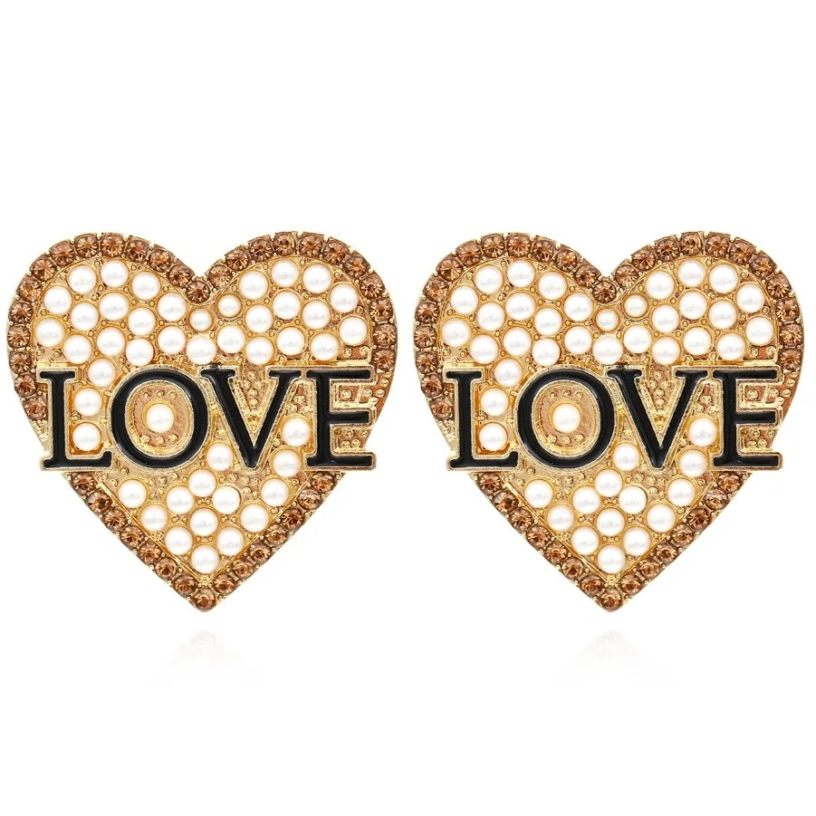 

Temperament Love Letter Heart-shaped Pearl Earrings for Woman Party
