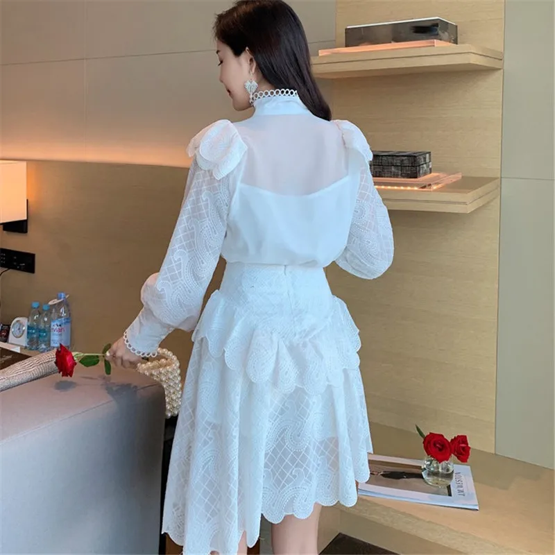 

CBAFU white ruffles see through long sleeve party dress women embroidered cake a-line dress lace runway vestidos M522