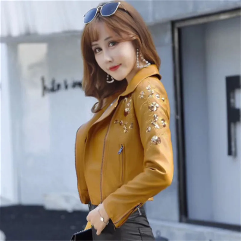 Куртка из искусственной кожи для женщин, осень 2020 года, короткая с молнией, черного цвета, панковая бомберная куртка, ложная наружная одежда весной, блейзер.