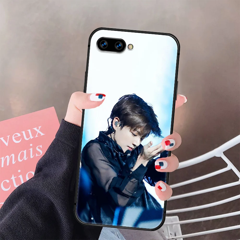 

Kpop Boys Bangtan Phone Case Cover Hull For HUAWEI Honor 8 8c 8a 8x 9 9a 9x V10 MATE 10 20 I Lite Pro black Hoesjes 3D Shell