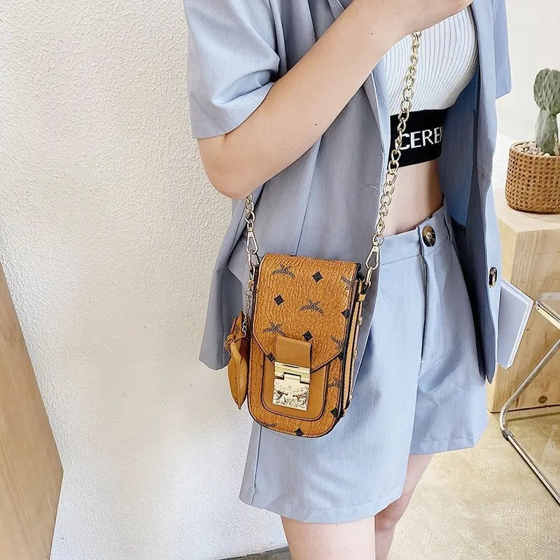 

2021 New Korean Fashion Shoulder Bag Cross-body Chain Bag Pocket Change Mobile Phone Bag