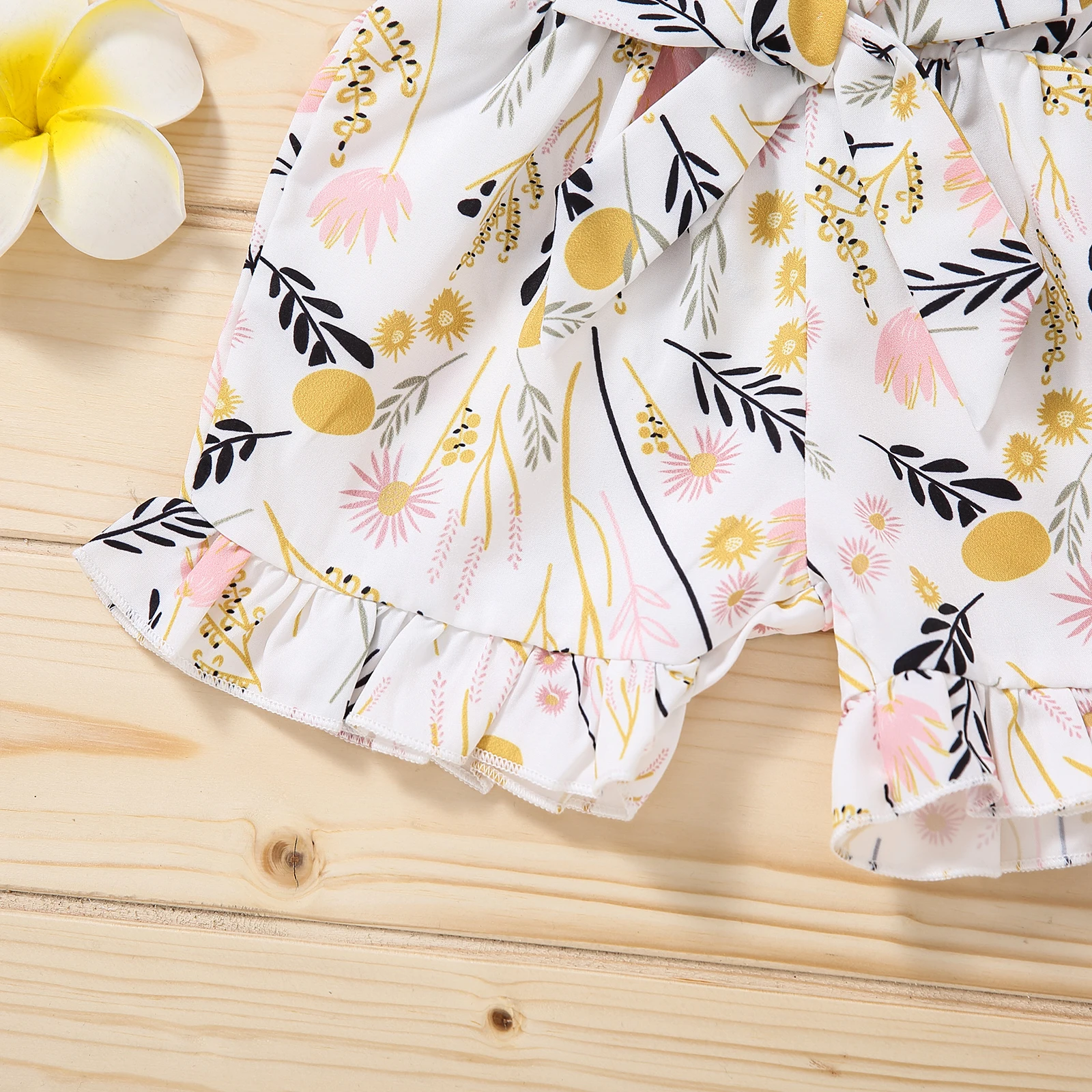 

Summer Infant Fashion Casual Set Plant Print Romper Baby Fly Sleeve Round Neck Bowknot Ruffle Button Decoration Romper