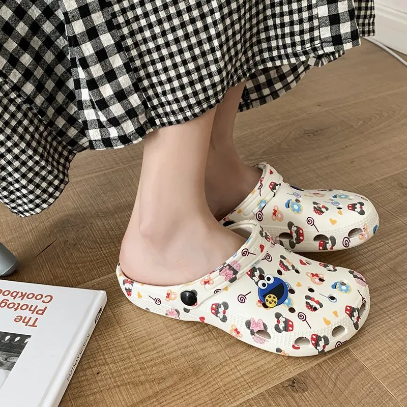 

Summer Women Croc Garden Sandals Cute Cartoon Slippers Slip On For Girl Beach Slides Foam Hole Flip Flops Fashion Outdoor Shoes