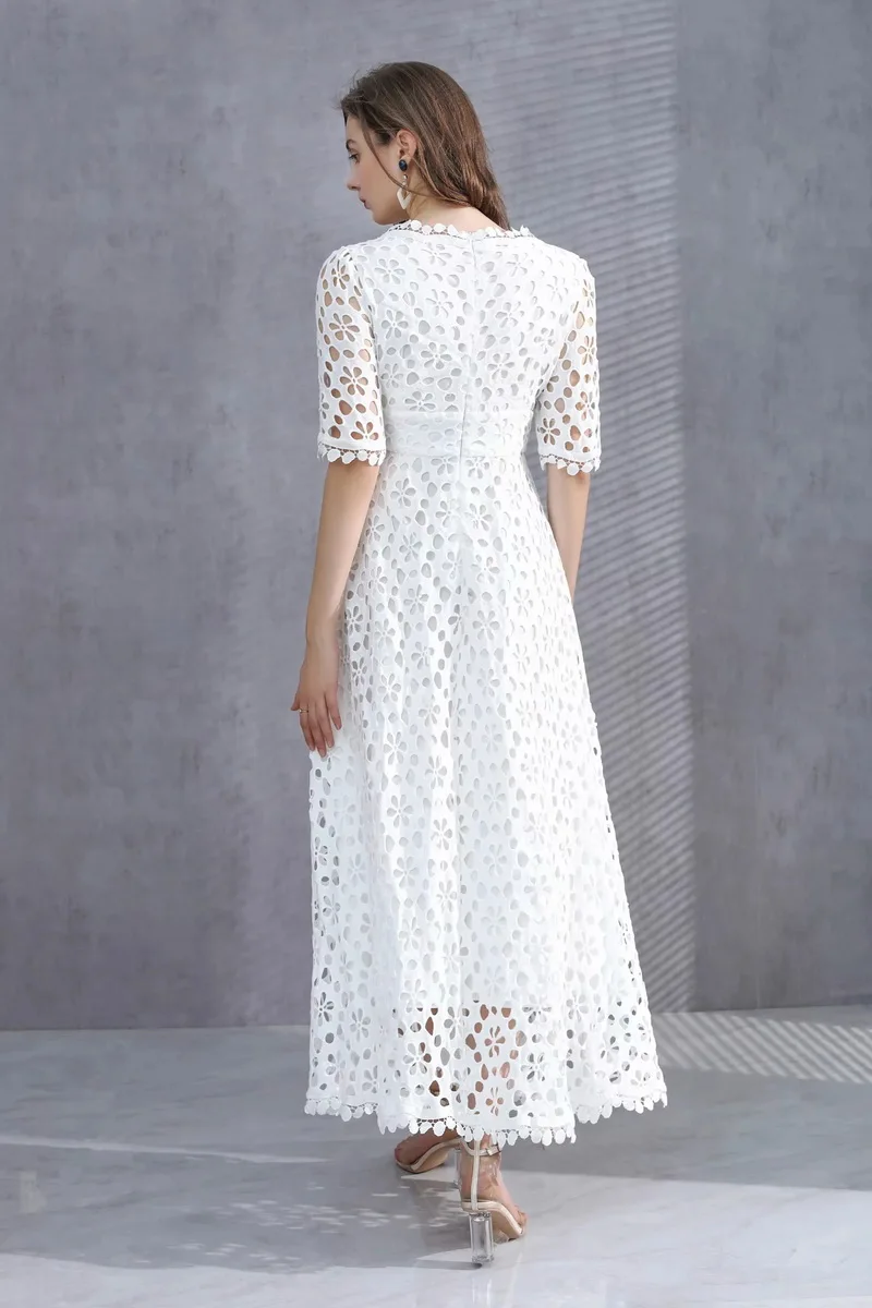 

Lace Long White Dress 2021 Spring Summer Runway Women V-Neck Hollow Out Lace Embroidery Short Sleeve Elegant Party Maxi Dresses